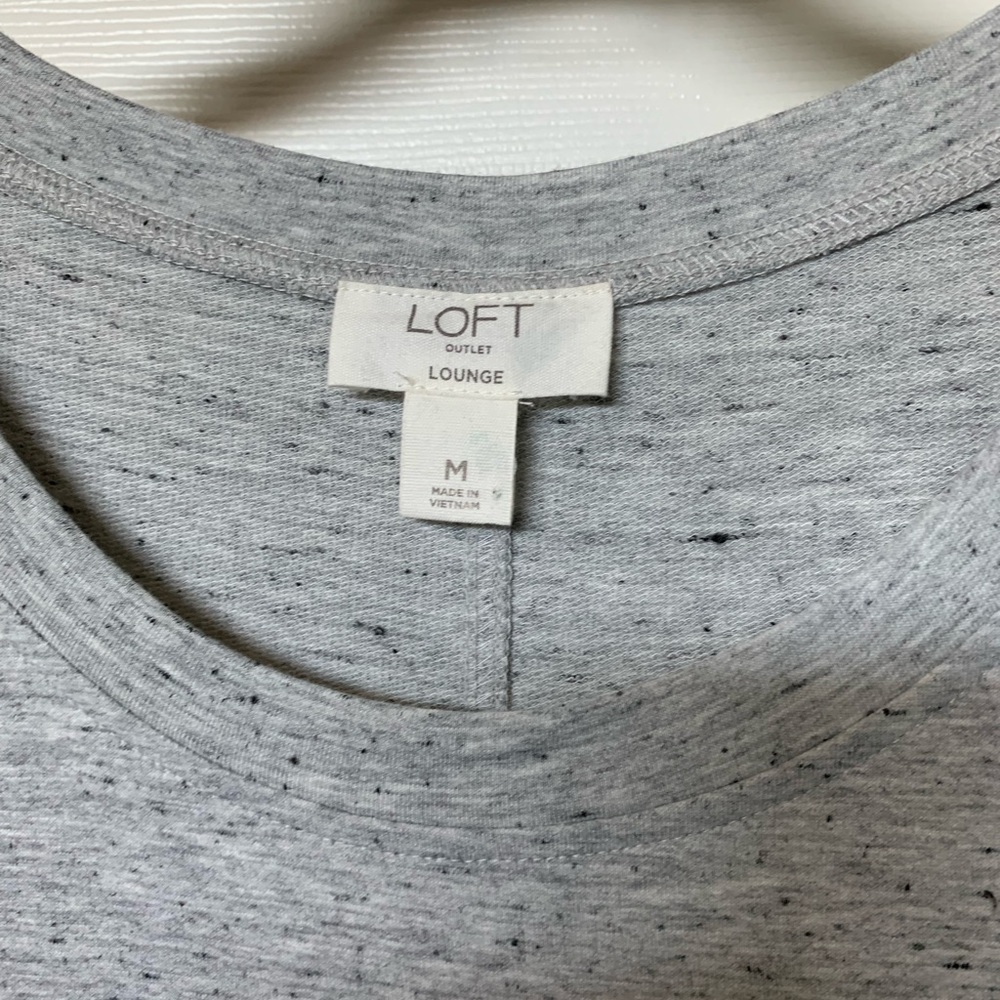 Casual LOFT Top - Picture 3 of 3